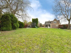 Photo 26- click for photo gallery